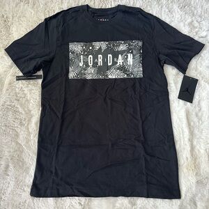 Jordan Black and Gray Leaf Print Men's Tee